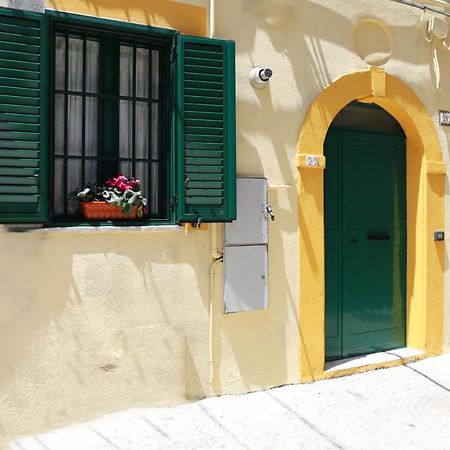 La Casetta Di Renato Mormanno Exterior foto